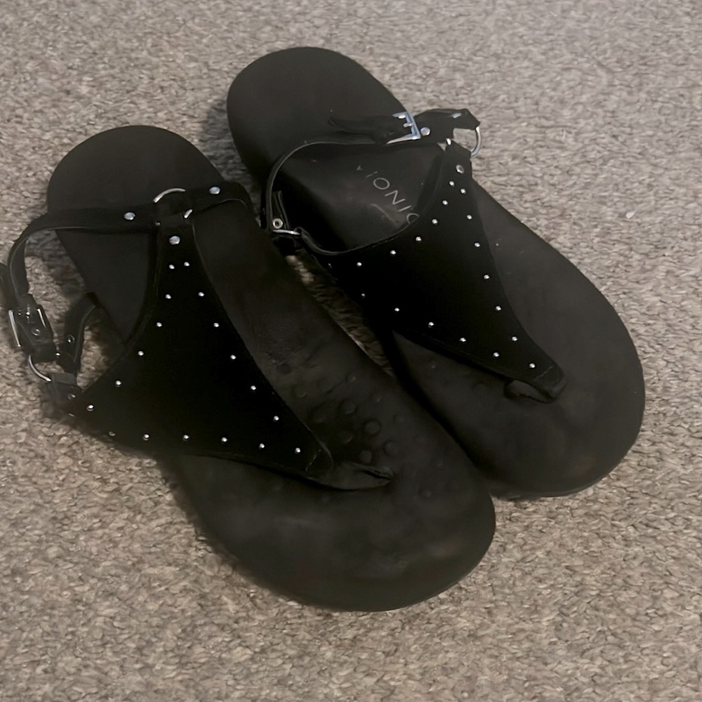 Vionic sandals